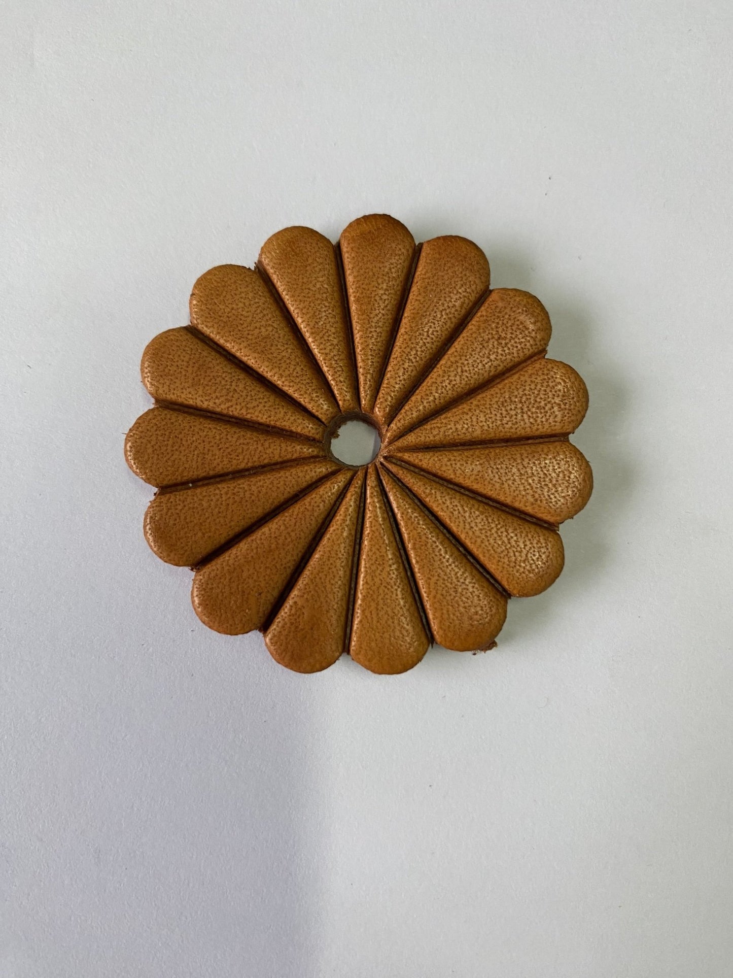 Concho skórzane- 4cm- różne kolory