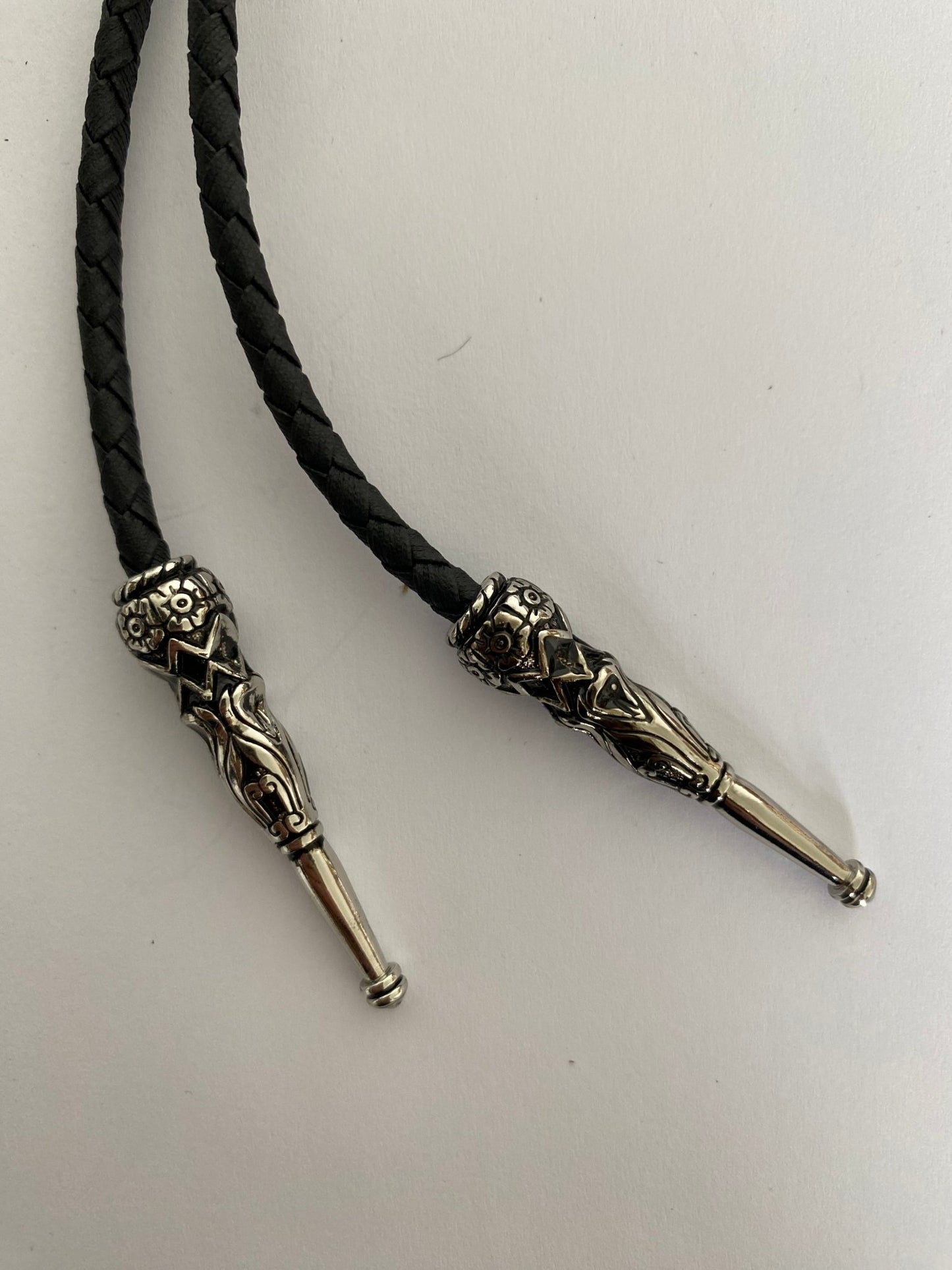 Bolo z kamieniem- czerwone