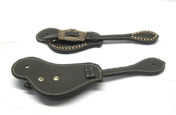 Paski do ostróg Show z miedzianymi nitami