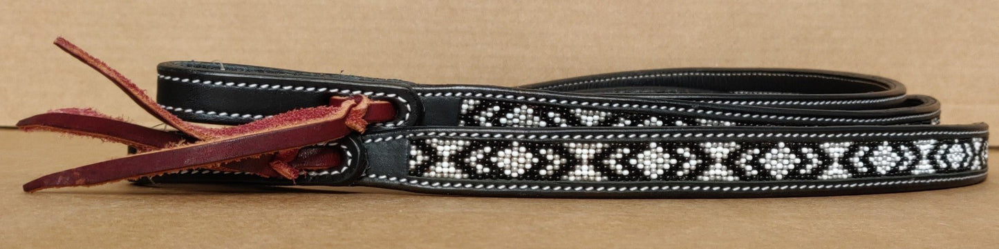 Czarne wodze z koralikami