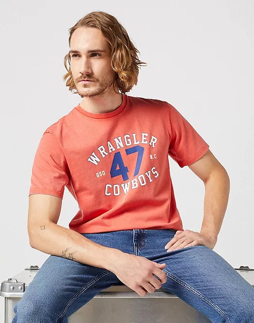 Wrangler GRAPHIC TEE IN BURNT SIENNA