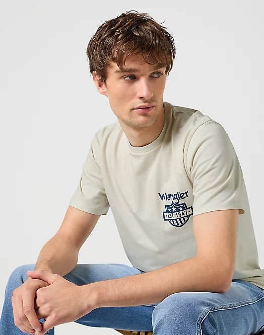 Wrangler GRAPHIC TEE IN VINTAGE WHITE