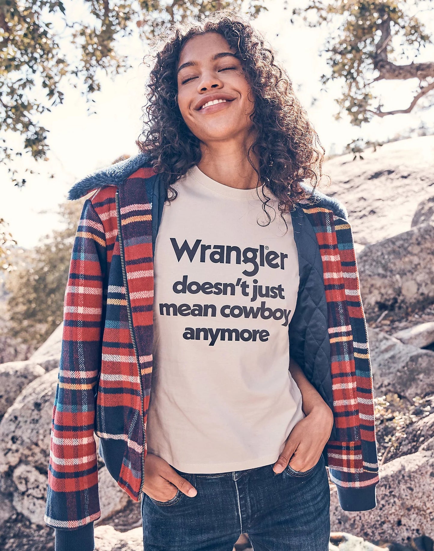 Wrangler SHRUNKEN BAND TEE IN VINTAGE