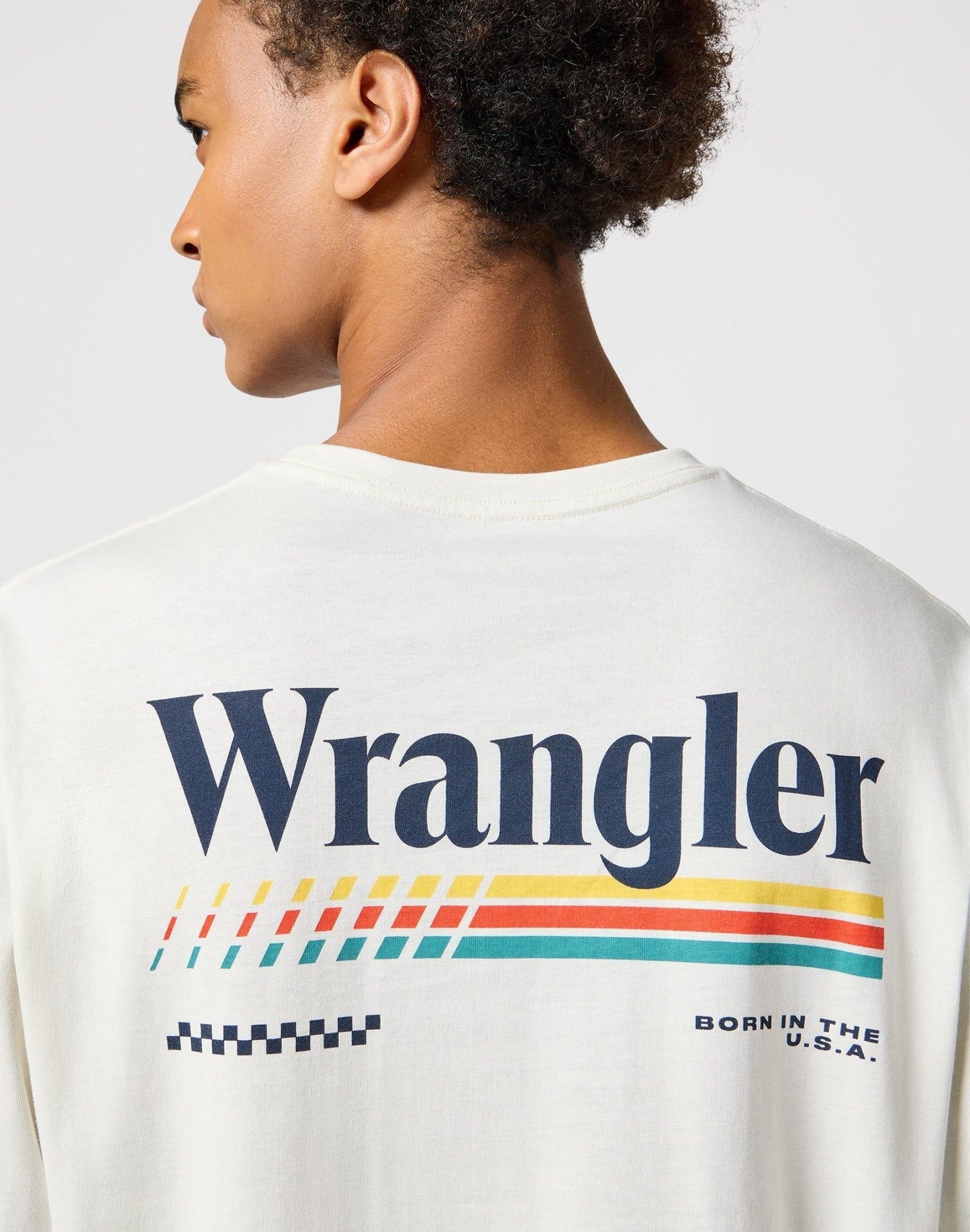 Wrangler Longsleeves Graphic Tee in Vintage White