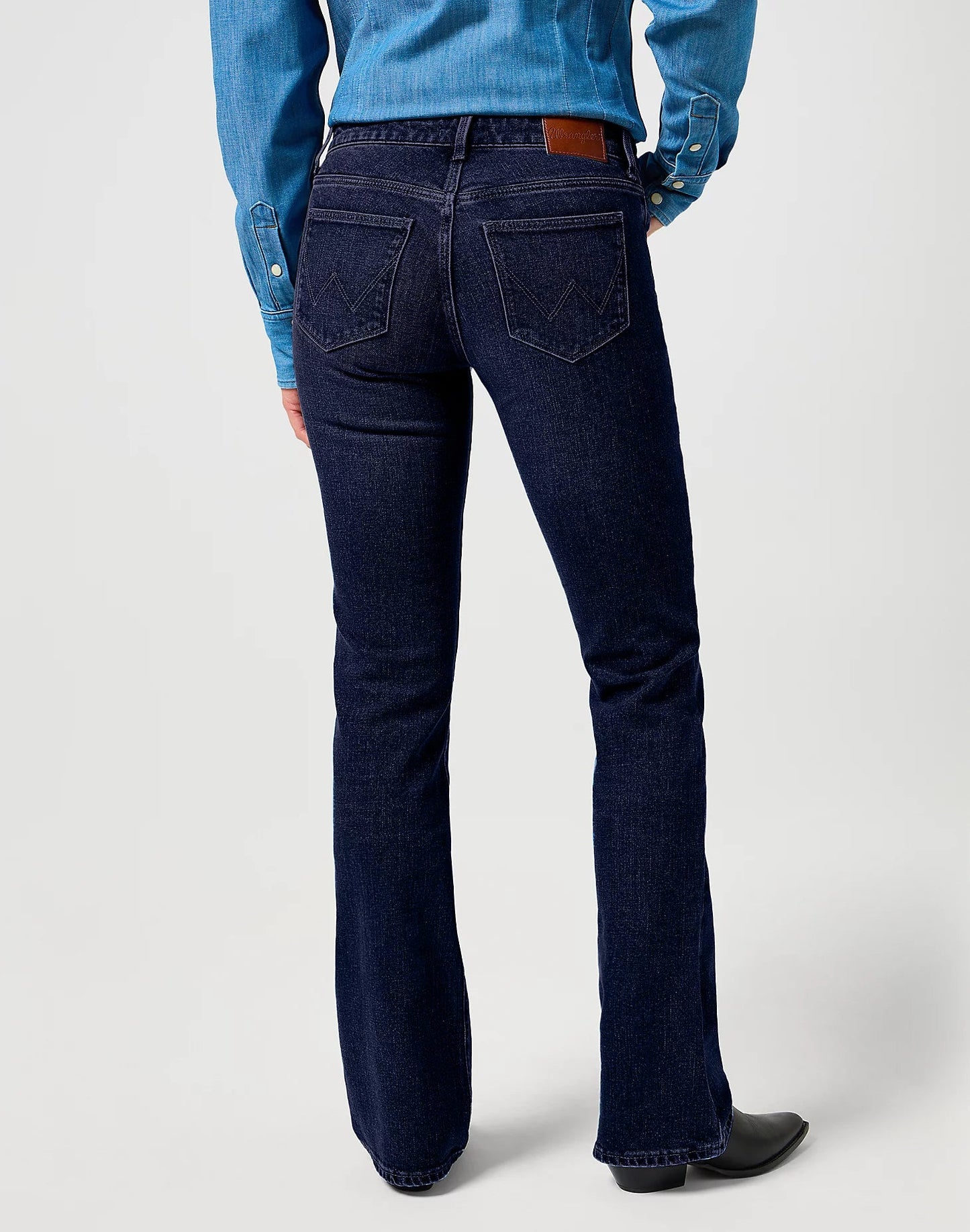 Wrangler Bootcut Jeans Iron Ore